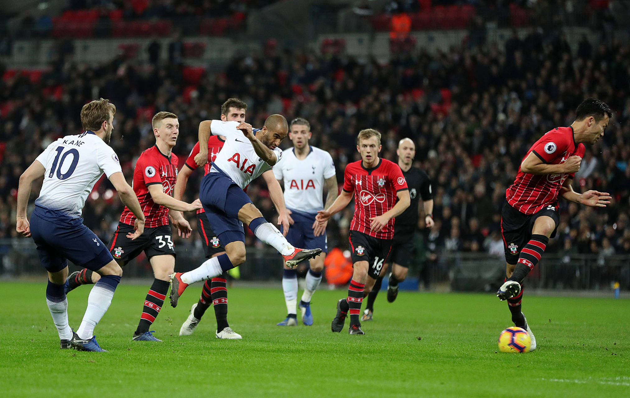 表了足球的 表了足球的