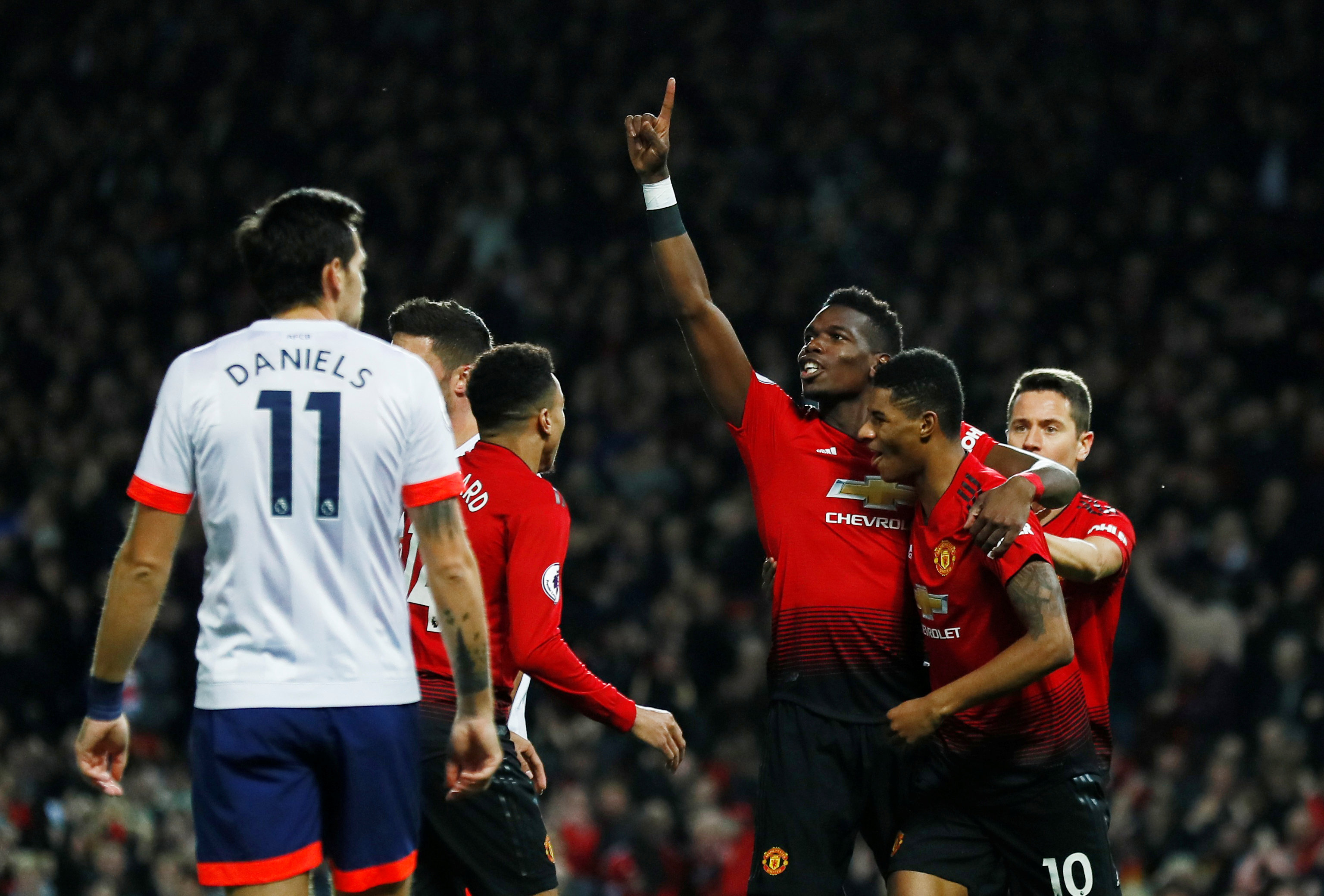 根据新华社 根据新华社