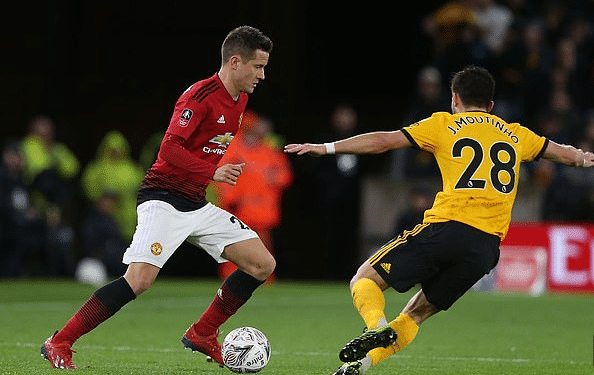 功不仅仅依 功不仅仅依